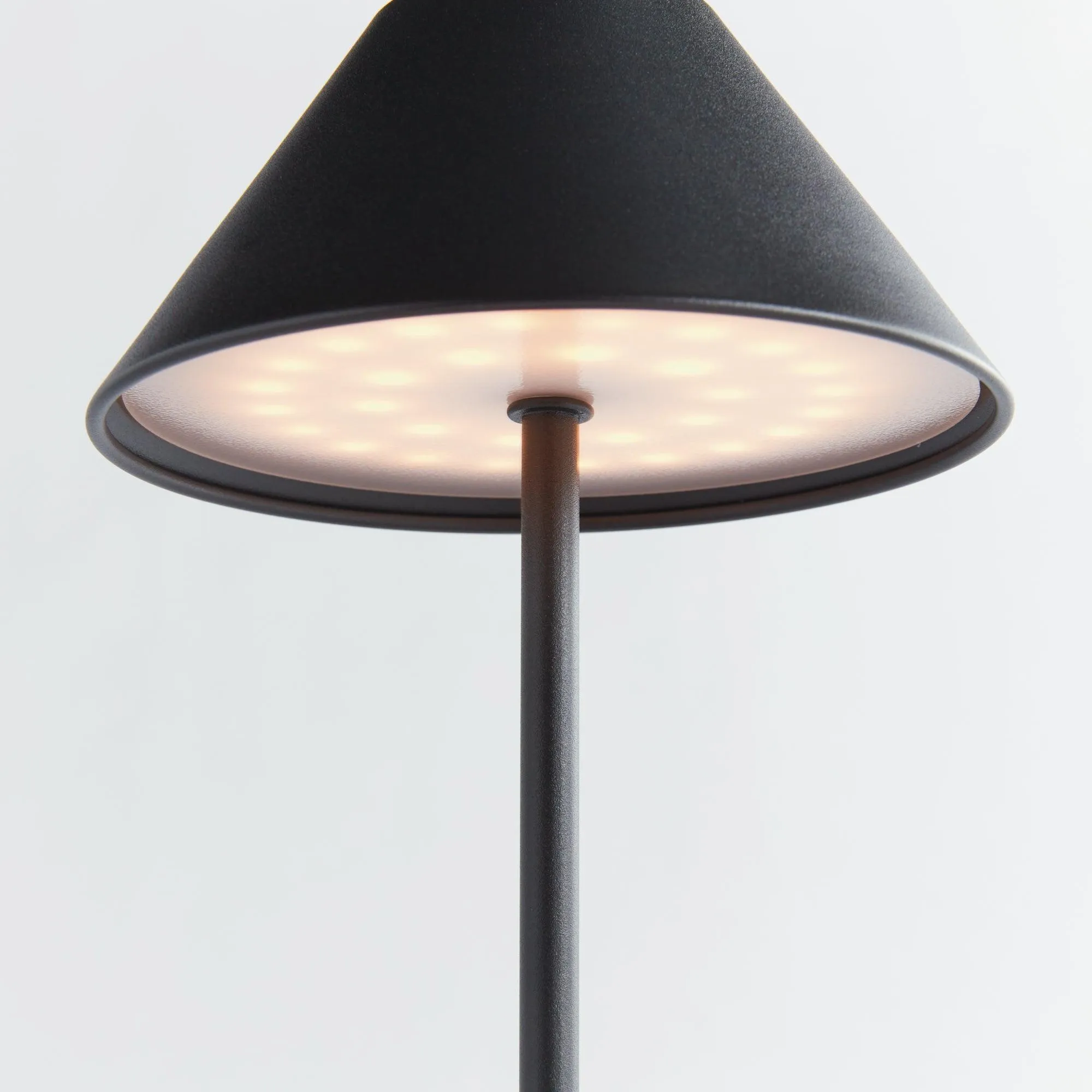 Alluna Cordless Led Lamp 10"