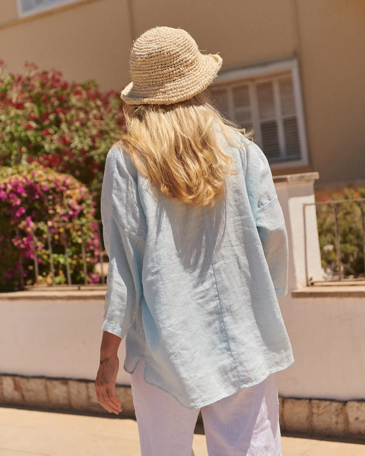 Cathy - Linen Blouse in Light Blue