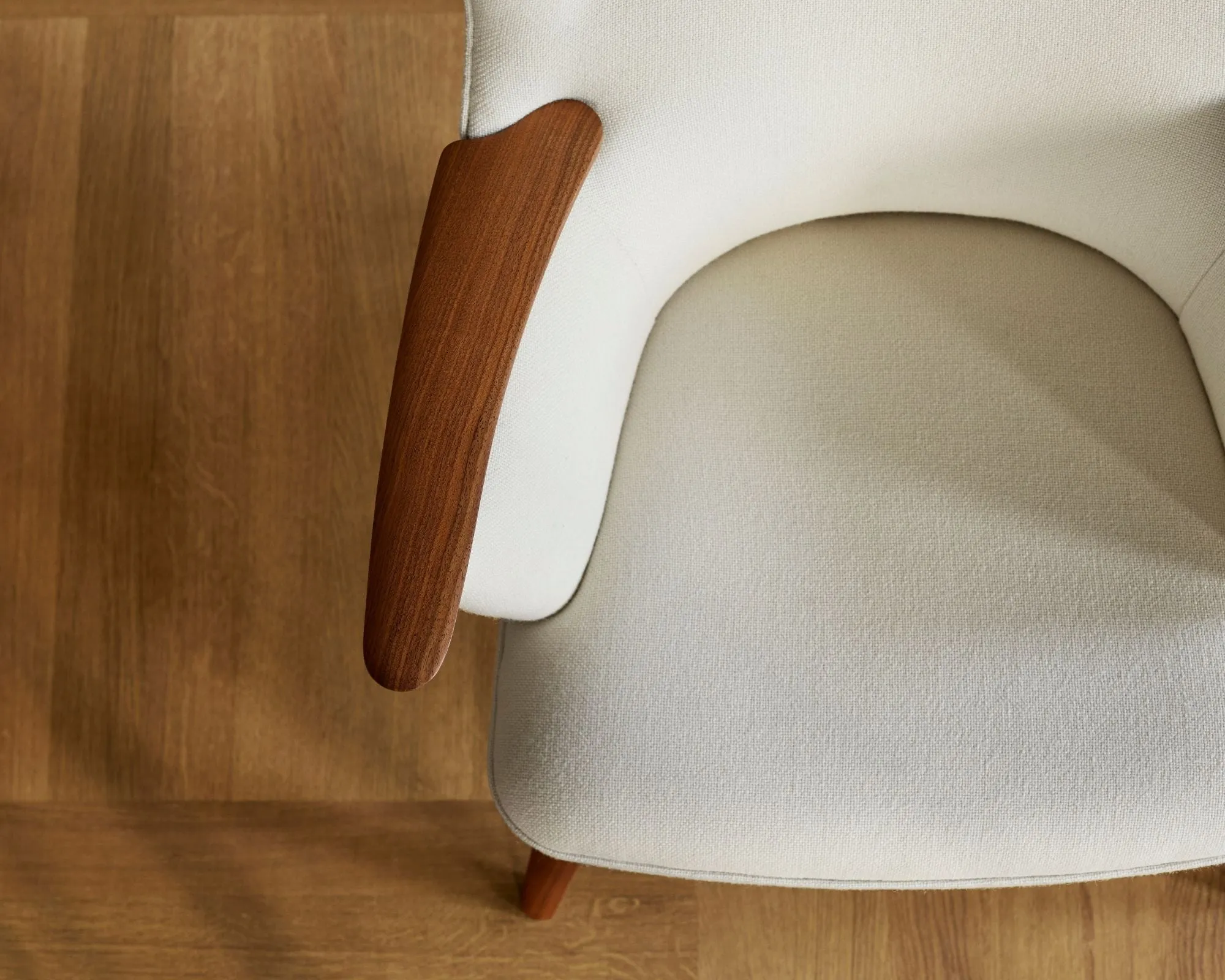 CH78 Mama Bear Chair
