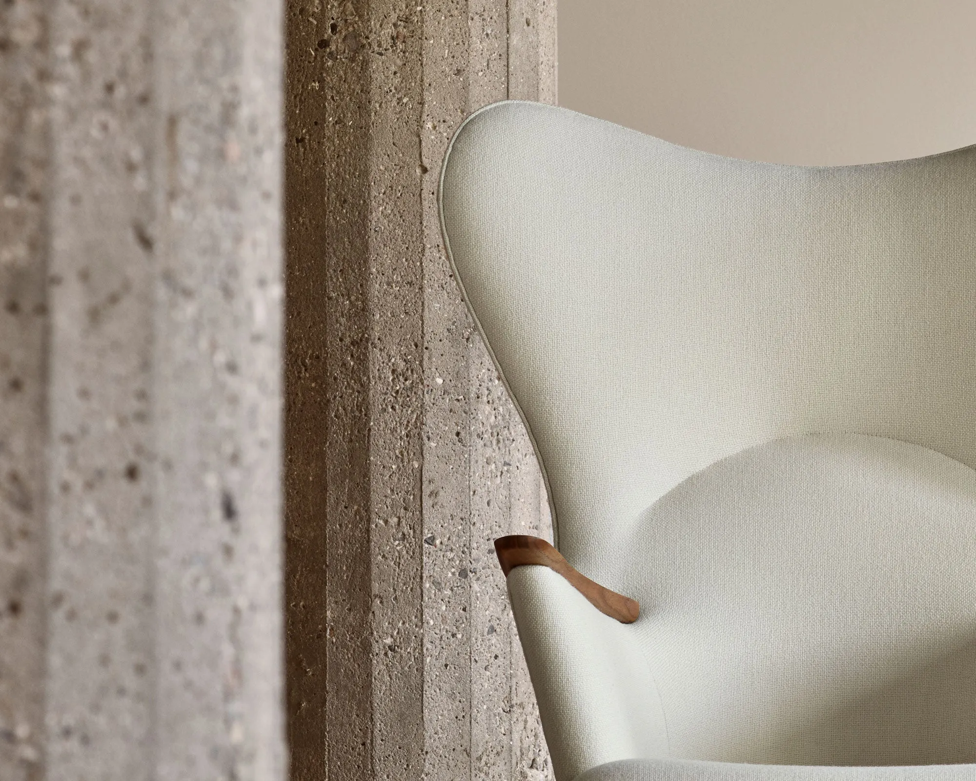 CH78 Mama Bear Chair