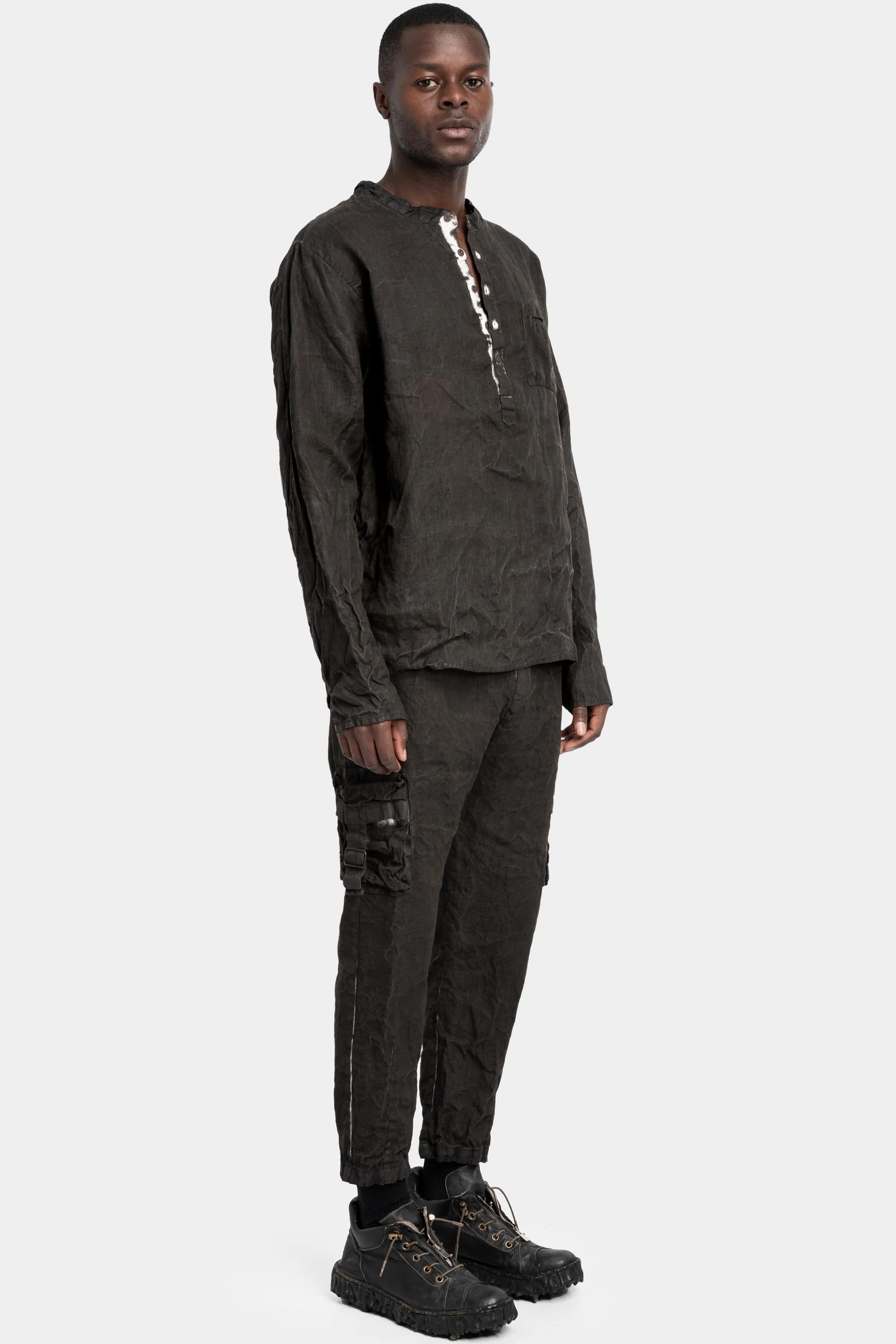 Collarless half buttoned up shirt