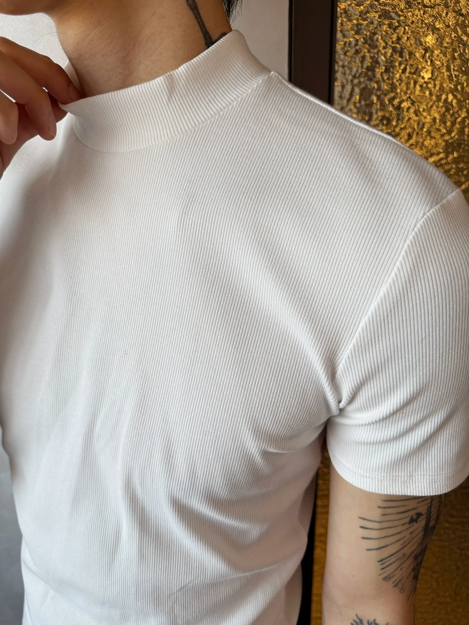 Elastic Half Turtleneck Short Sleeve Pullover