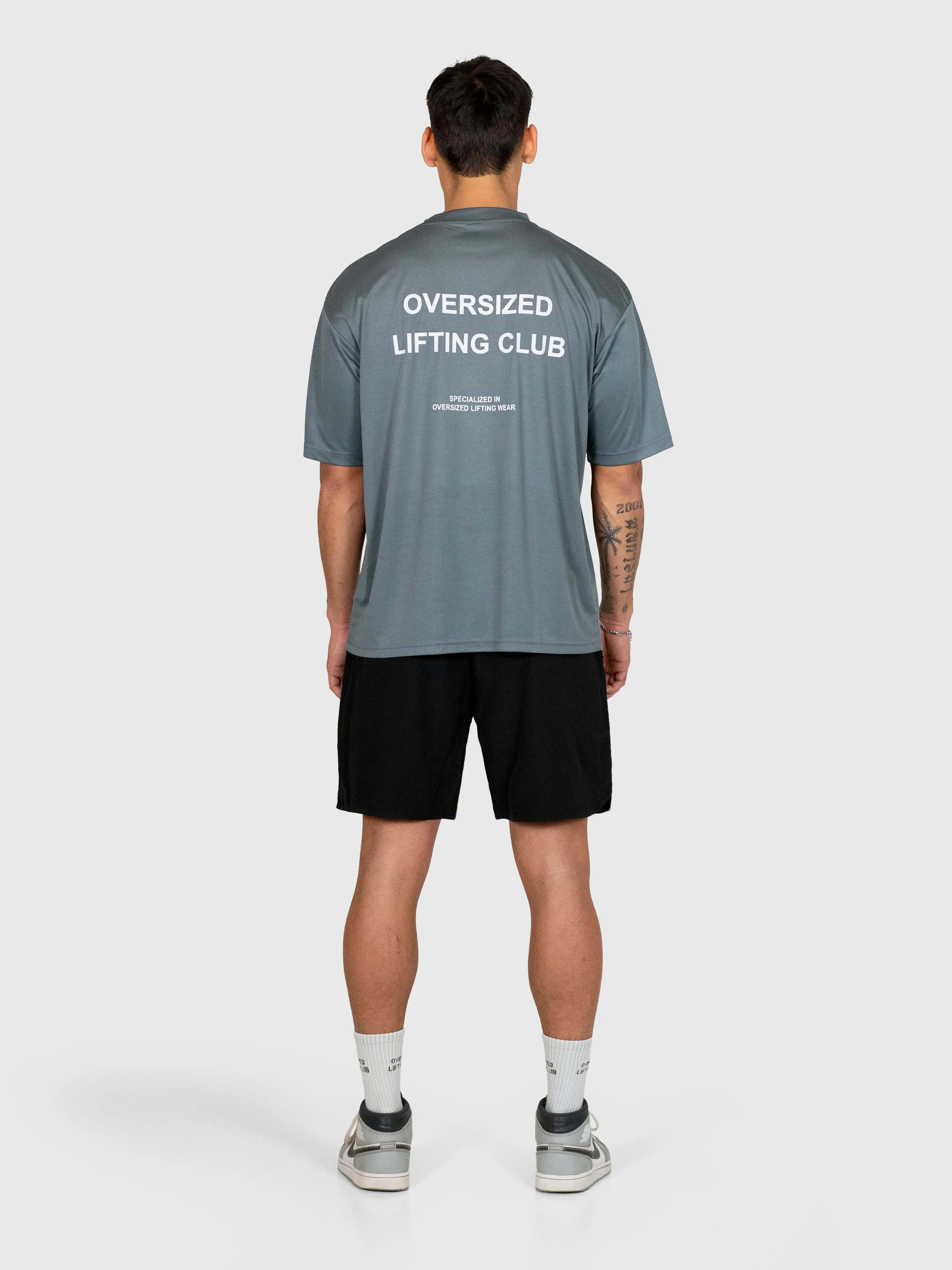 Essential Tech Shorts - Black/White