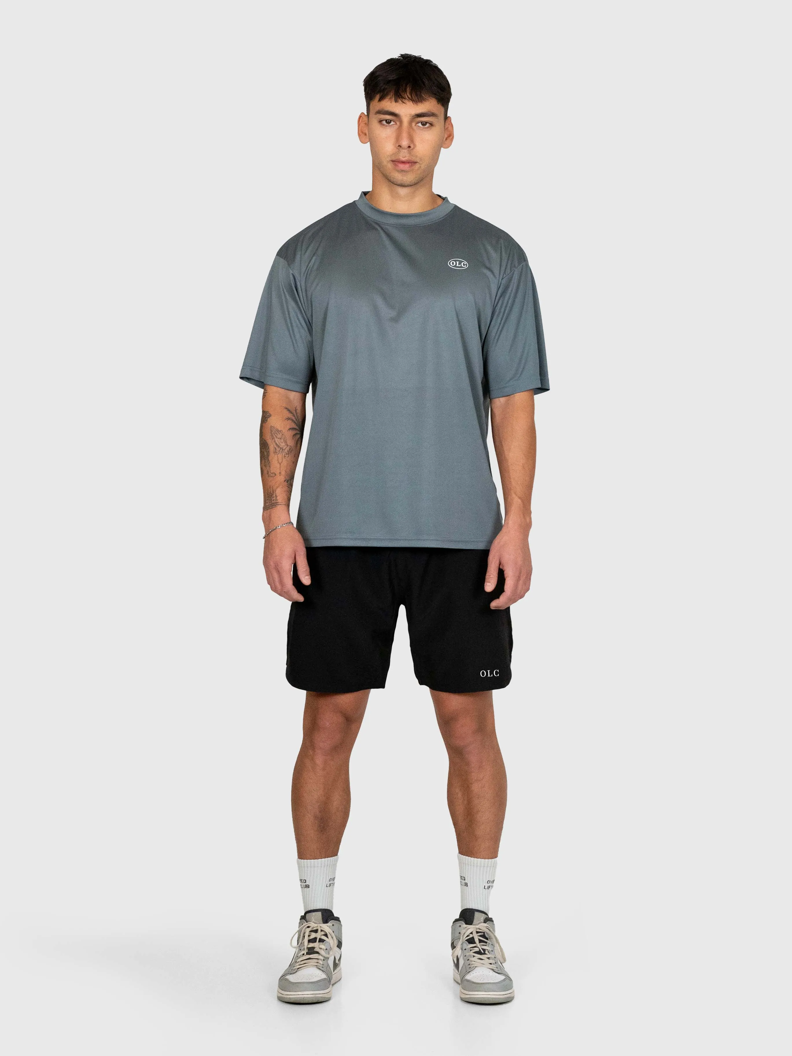Essential Tech Shorts - Black/White