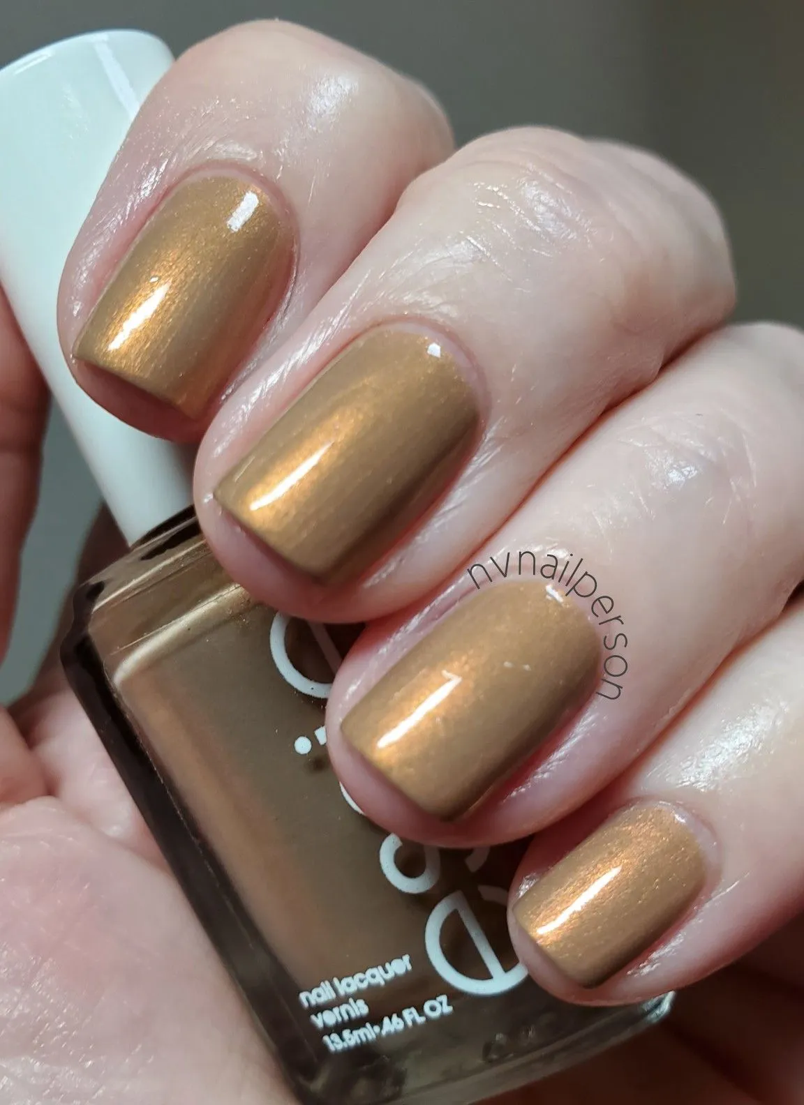 Essie 763 light as linen