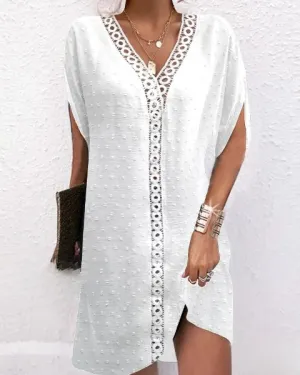 Evangelle - Elegant casual dress with V-neckline, delicate lace and half sleeves