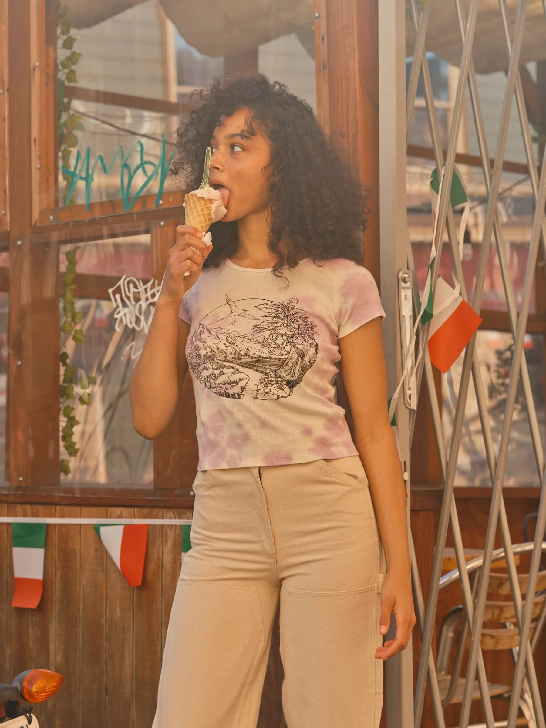 Fantasy Ribsy Tee