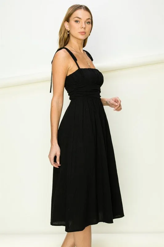 GET A CLUE TIE-STRAP MIDI DRESS, Hyfve