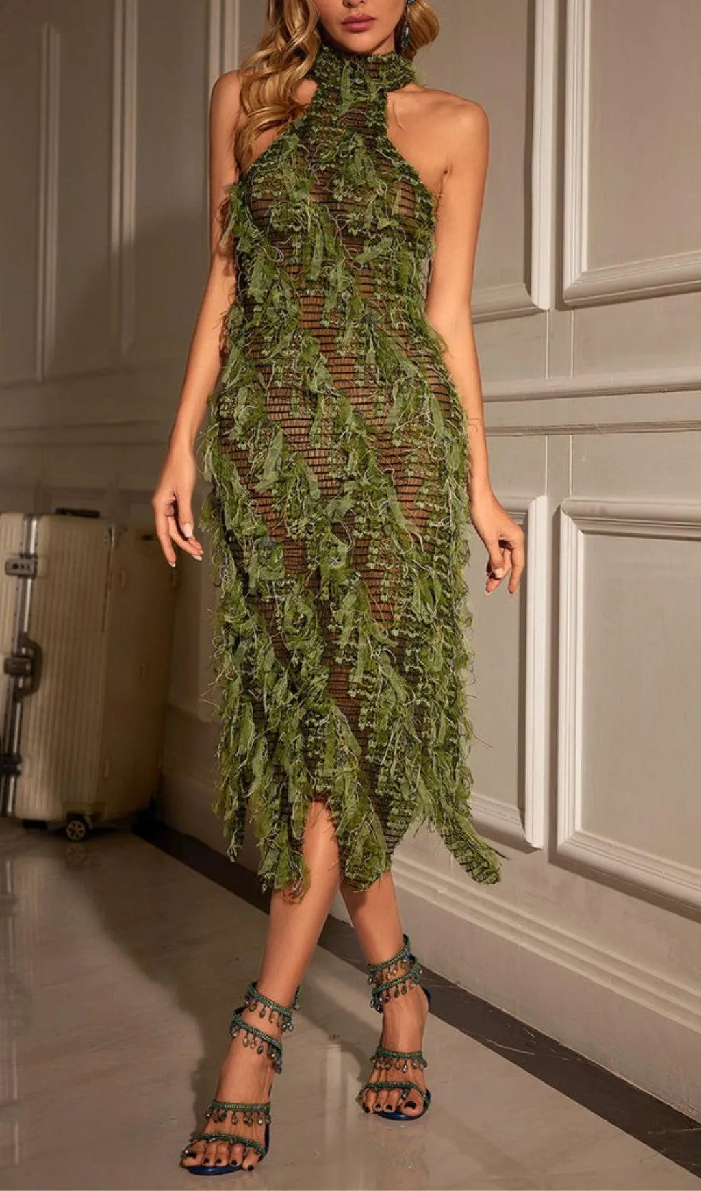 HALTERNECK BACKLESS HOLLOW MIDI DRESS IN GREEN