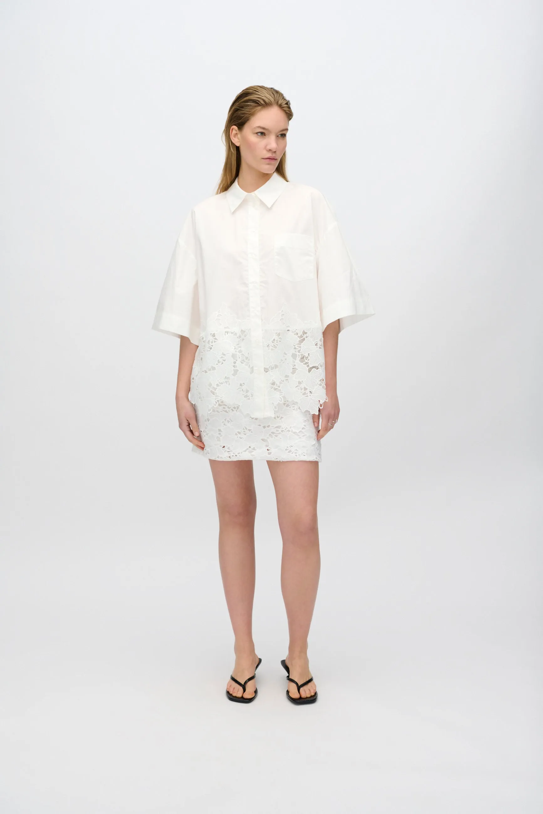 Ines short sleeved shirt with lace 4256 - Coco Milk