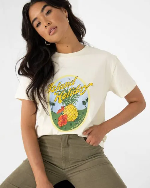 Island Holiday Relaxed Fit Tee