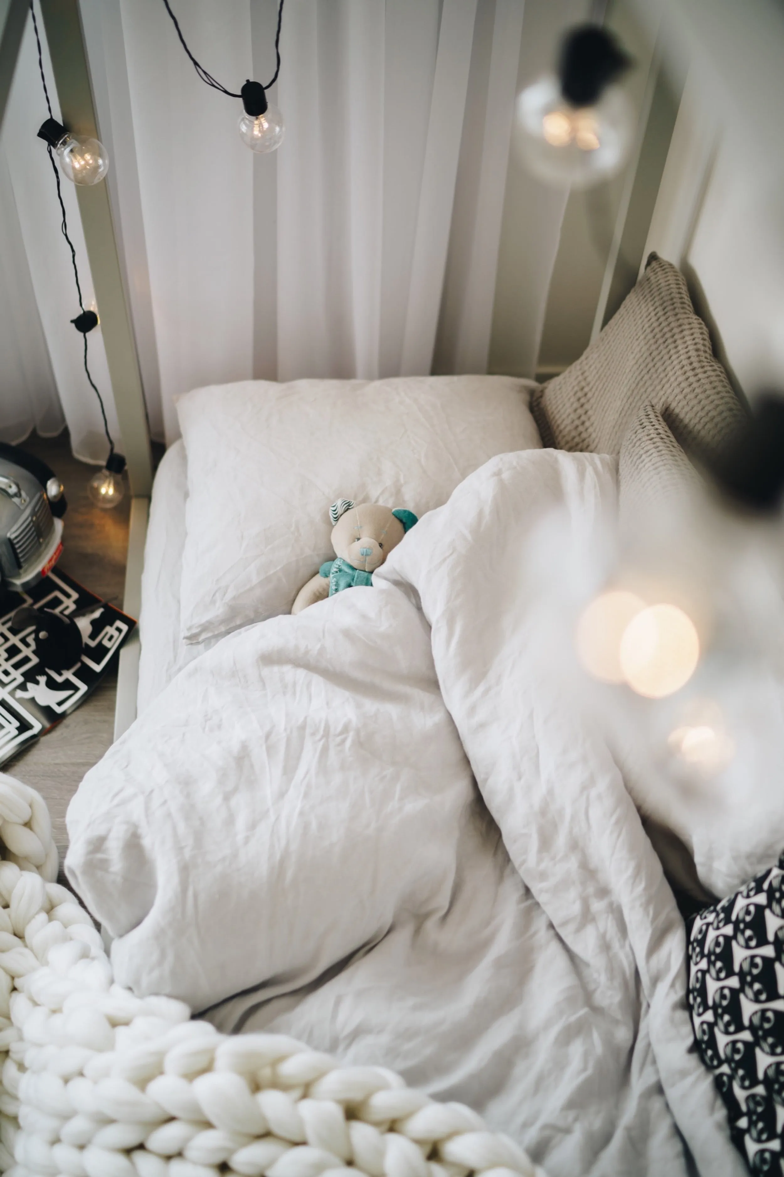 Kids pillowcase - light gray