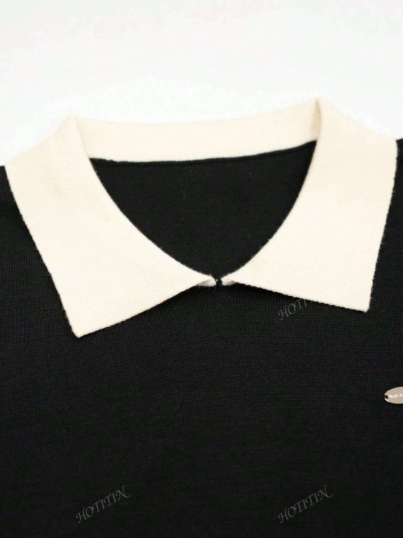 Korean Polo Collar Autumn/Winter New Short Top, Thin Top, Contrasting Color, Long Sleeved Women's Sweater
