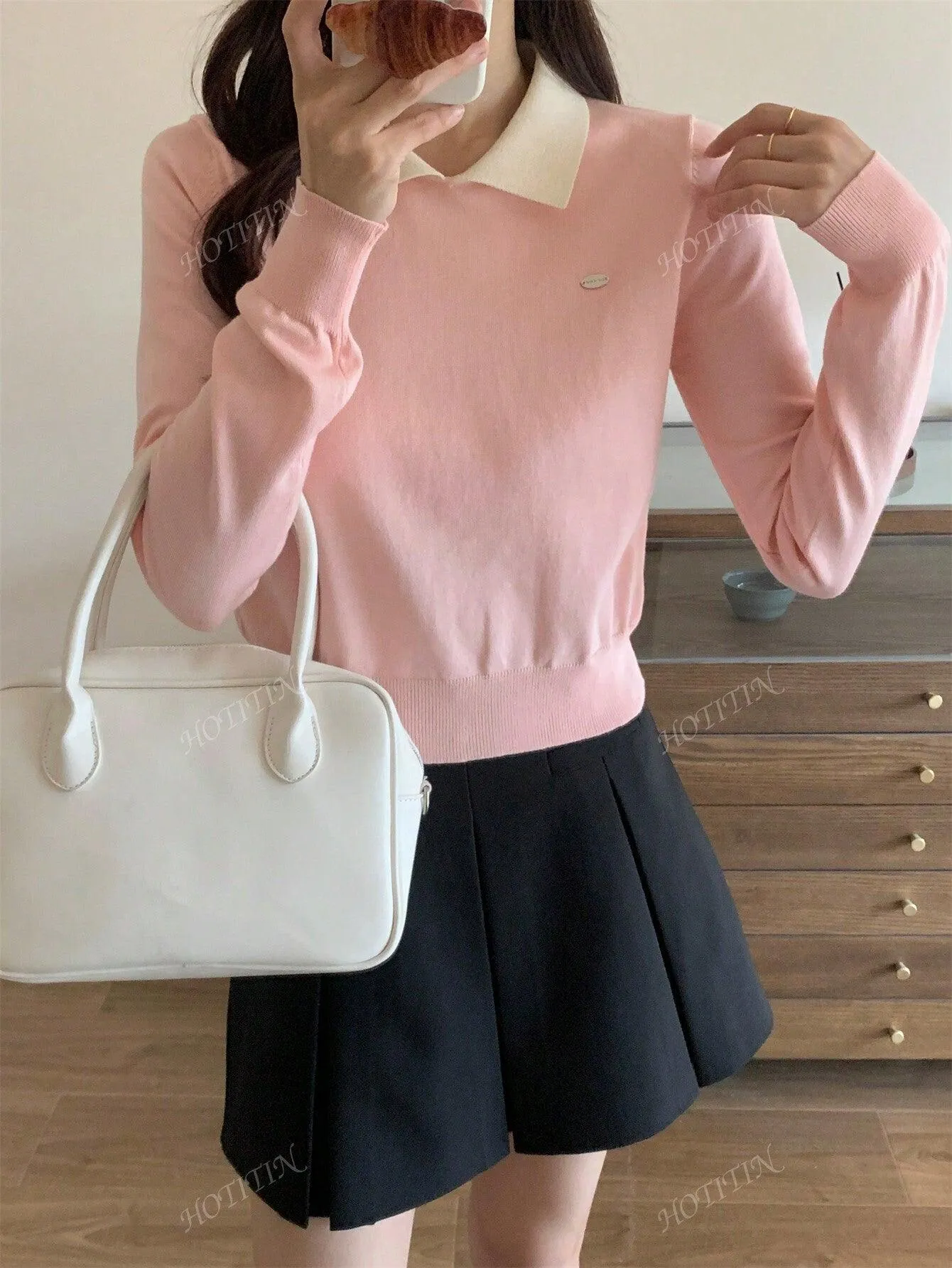 Korean Polo Collar Autumn/Winter New Short Top, Thin Top, Contrasting Color, Long Sleeved Women's Sweater