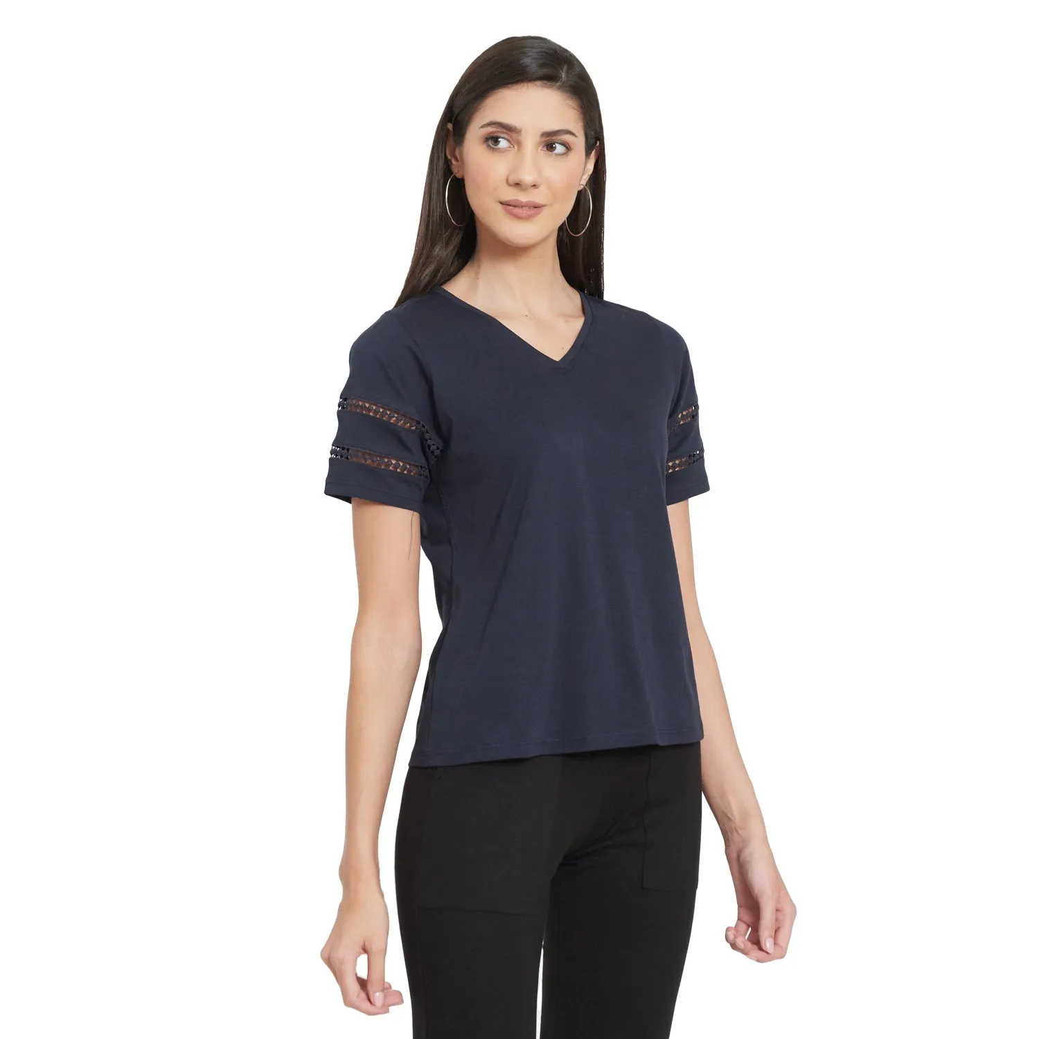 LACE INSET SLEEVE TOP
