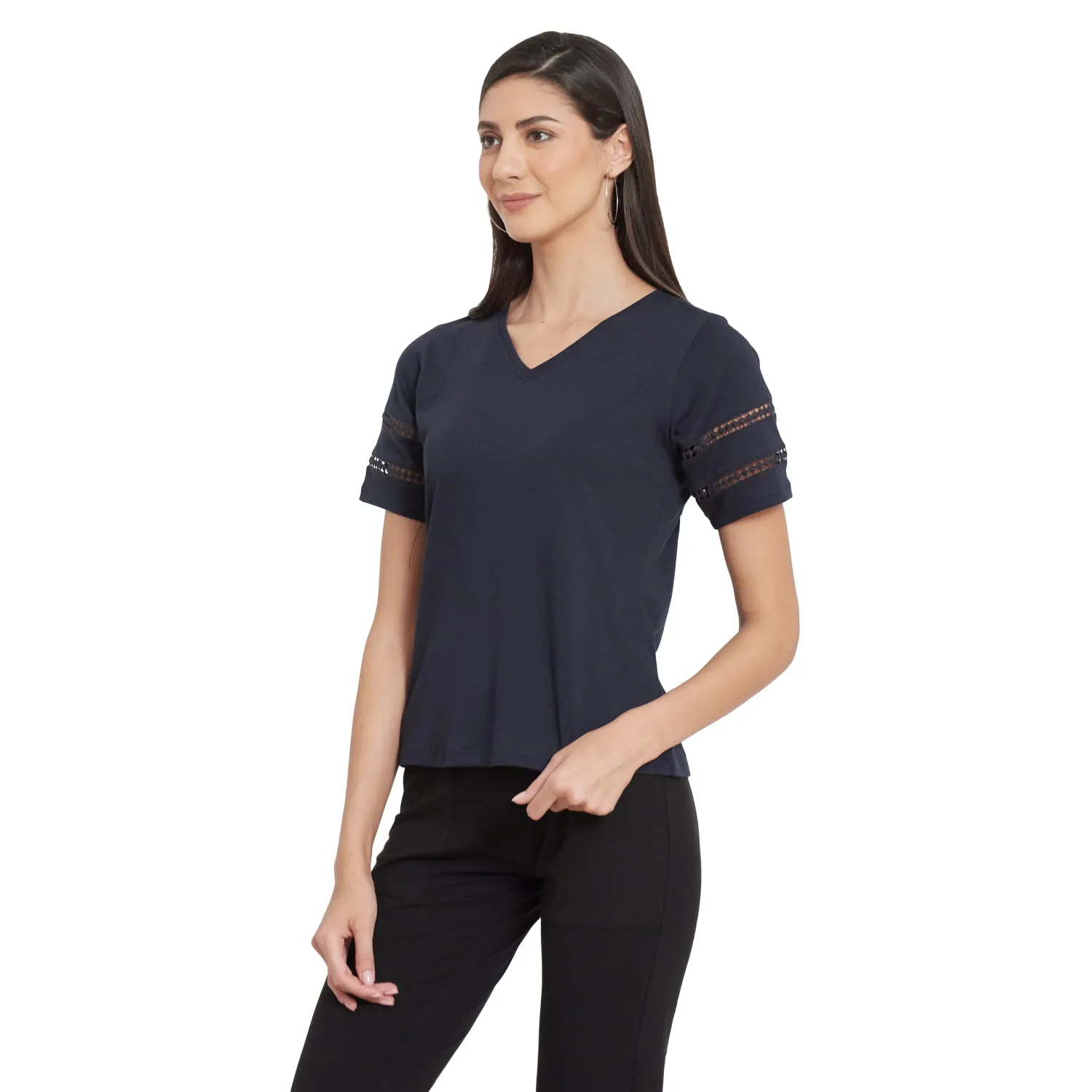 LACE INSET SLEEVE TOP