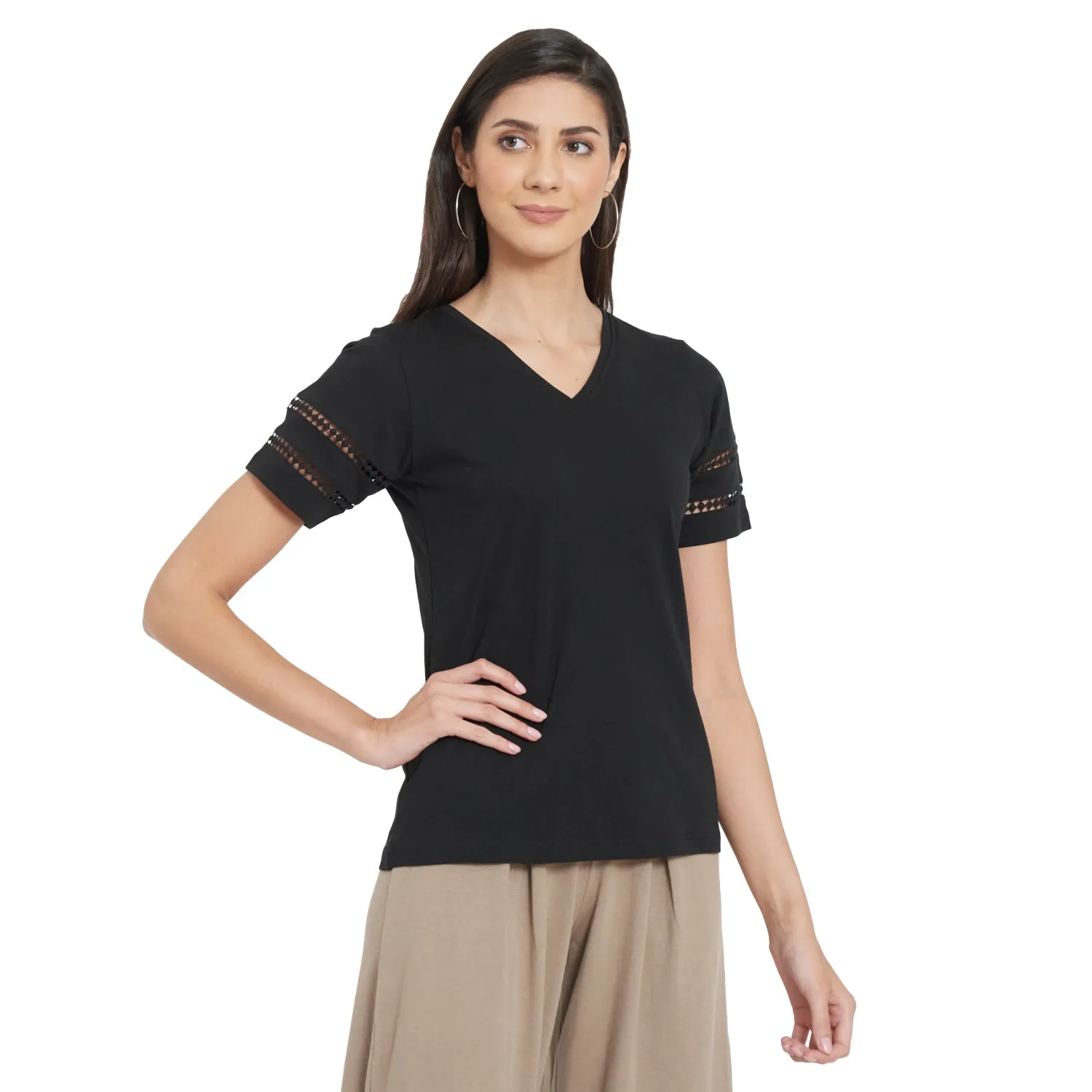 LACE INSET SLEEVE TOP
