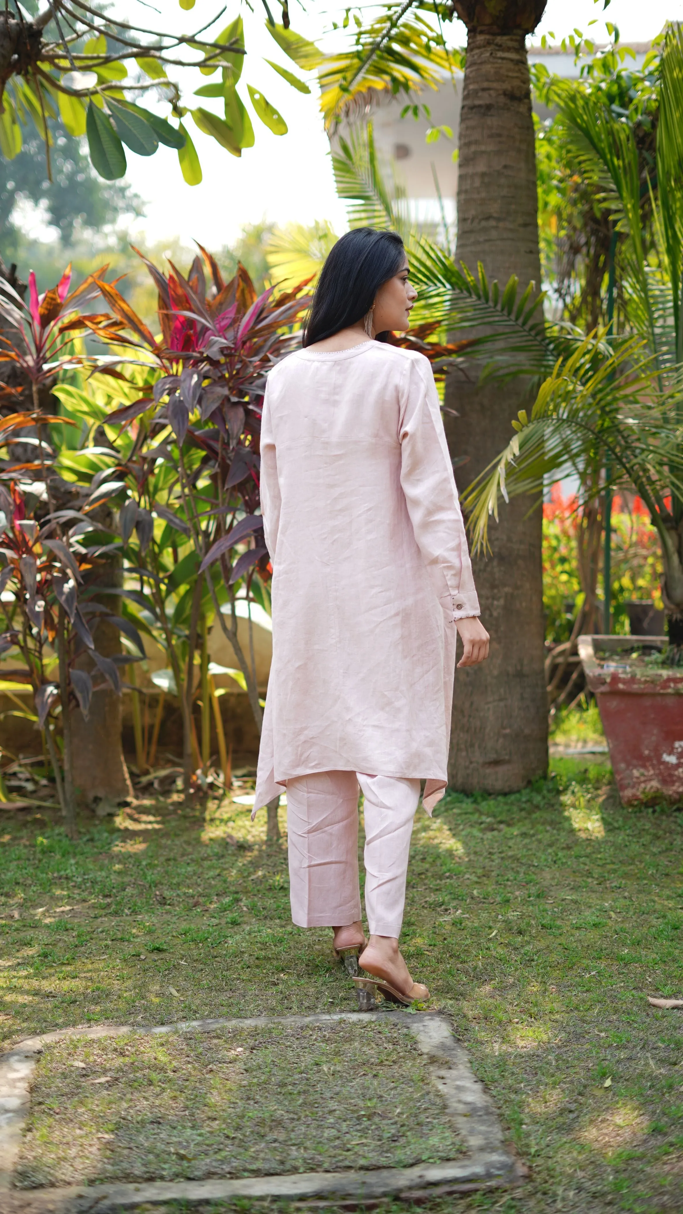 LIGHT PINK EMB HIGHLOW TUNIC