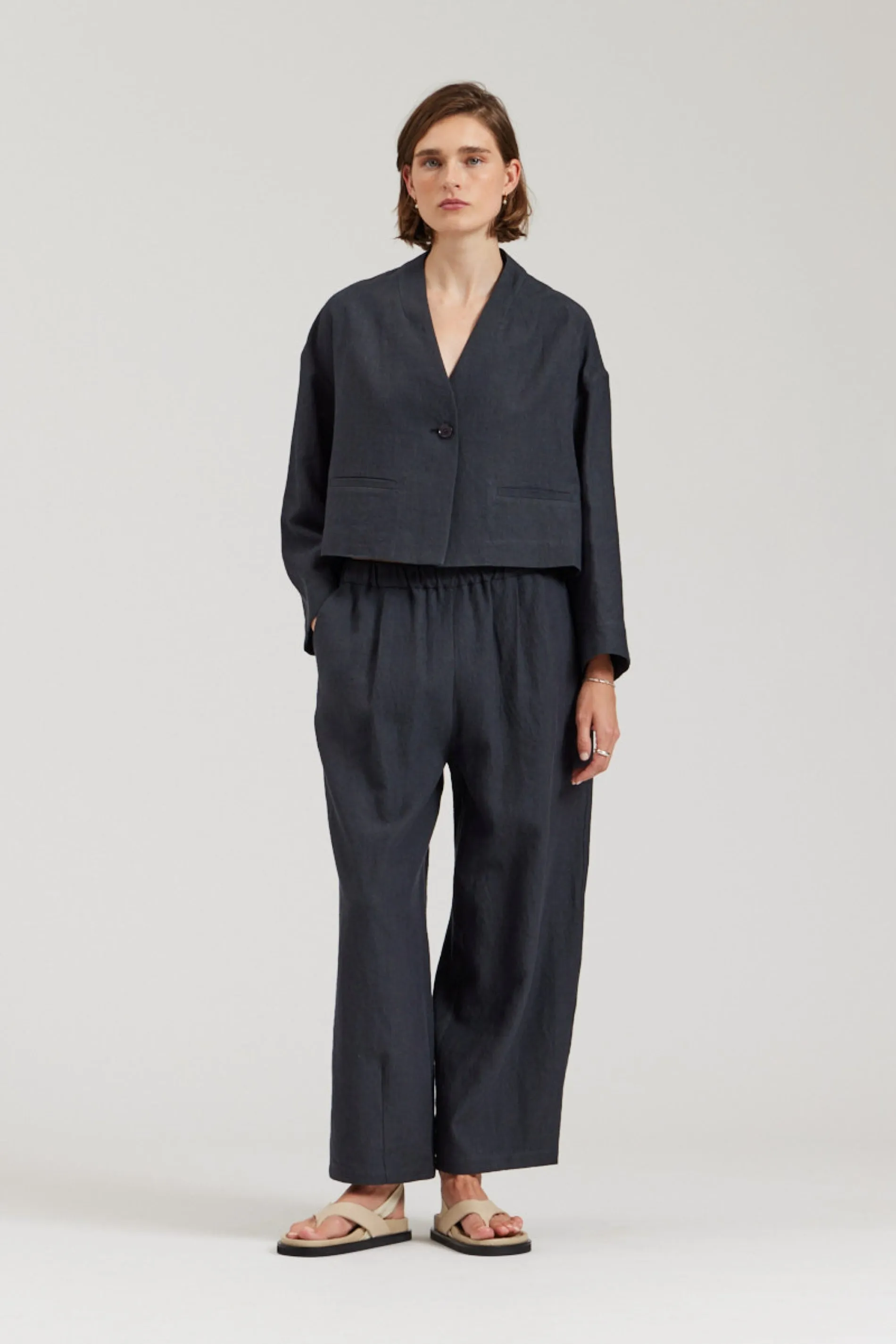 Linen Blend Barrel Pants in Deep Navy