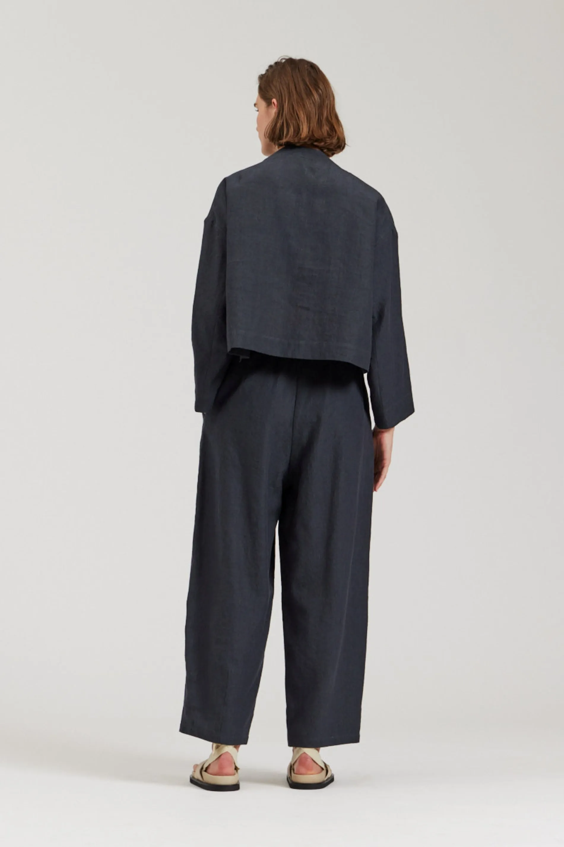 Linen Blend Barrel Pants in Deep Navy