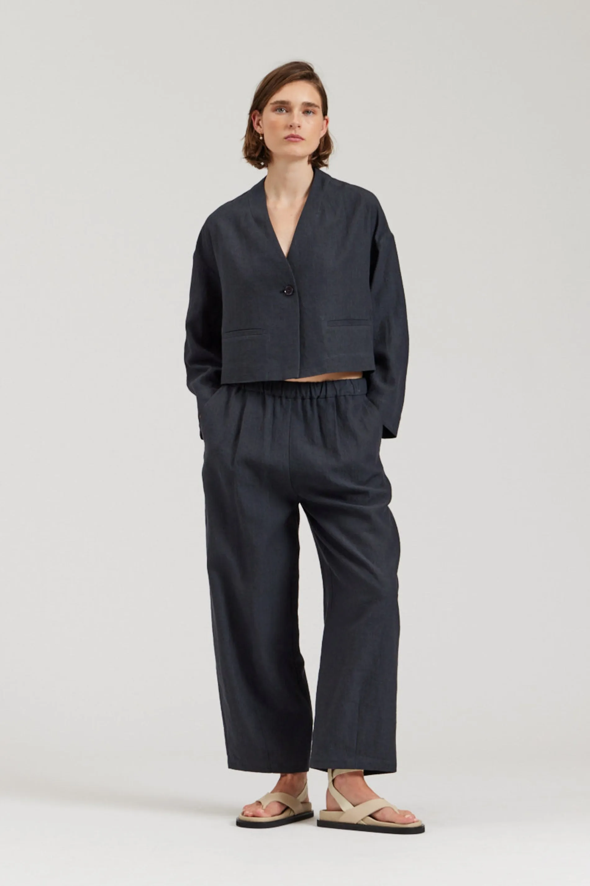 Linen Blend Barrel Pants in Deep Navy