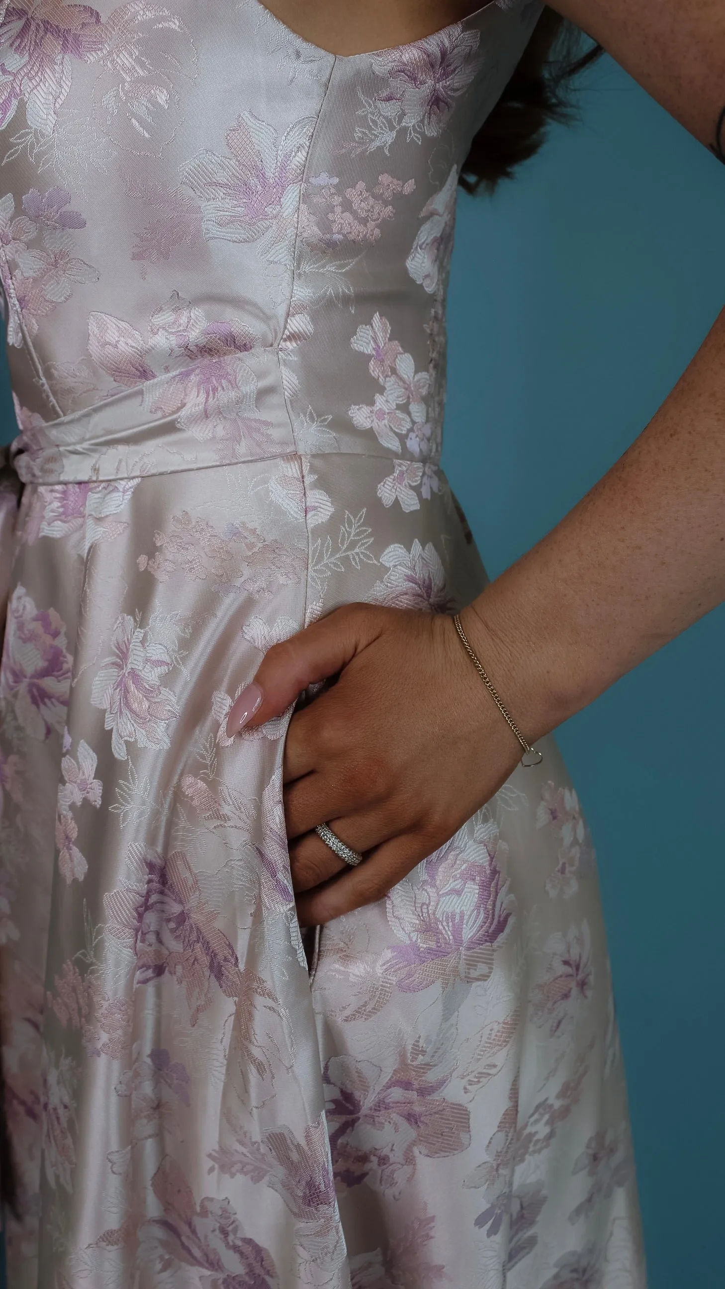 Lucy Light Pink Midi Dress