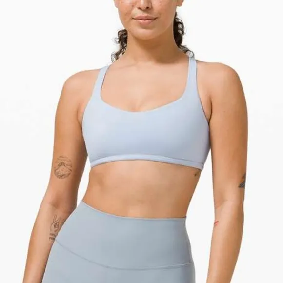 Lululemon Free to Be Bra