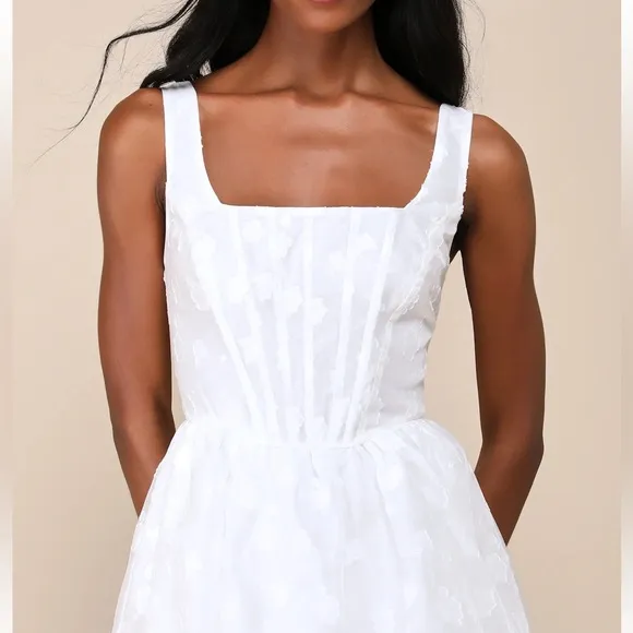 Lulus White Floral Burnout Bustier Tiered Midi Dress Size XS Fairy Coquette NWOT