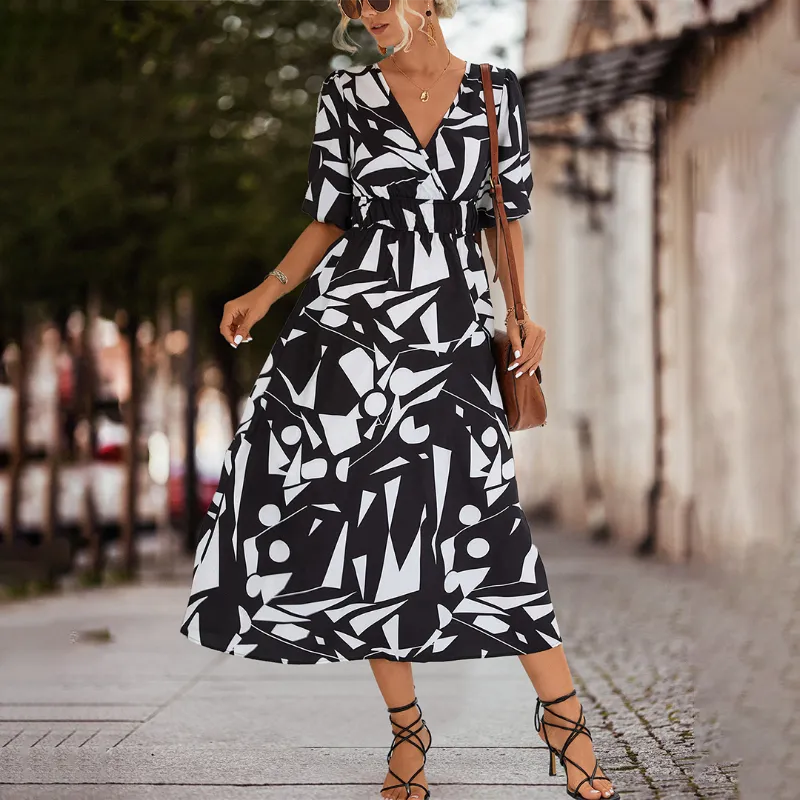 Ninon® | Casual V-Neck Midi Dress