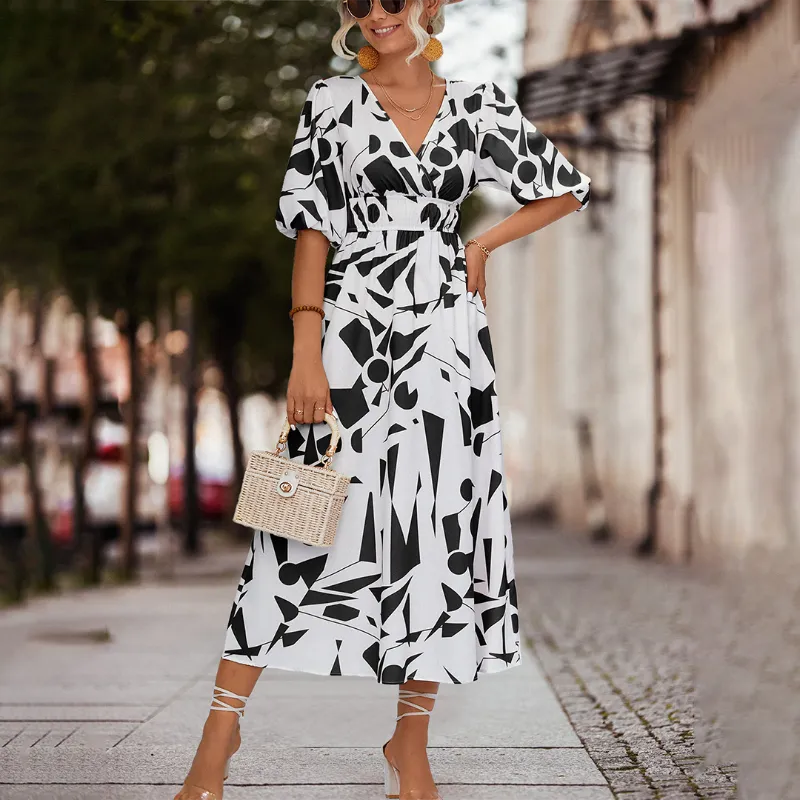 Ninon® | Casual V-Neck Midi Dress