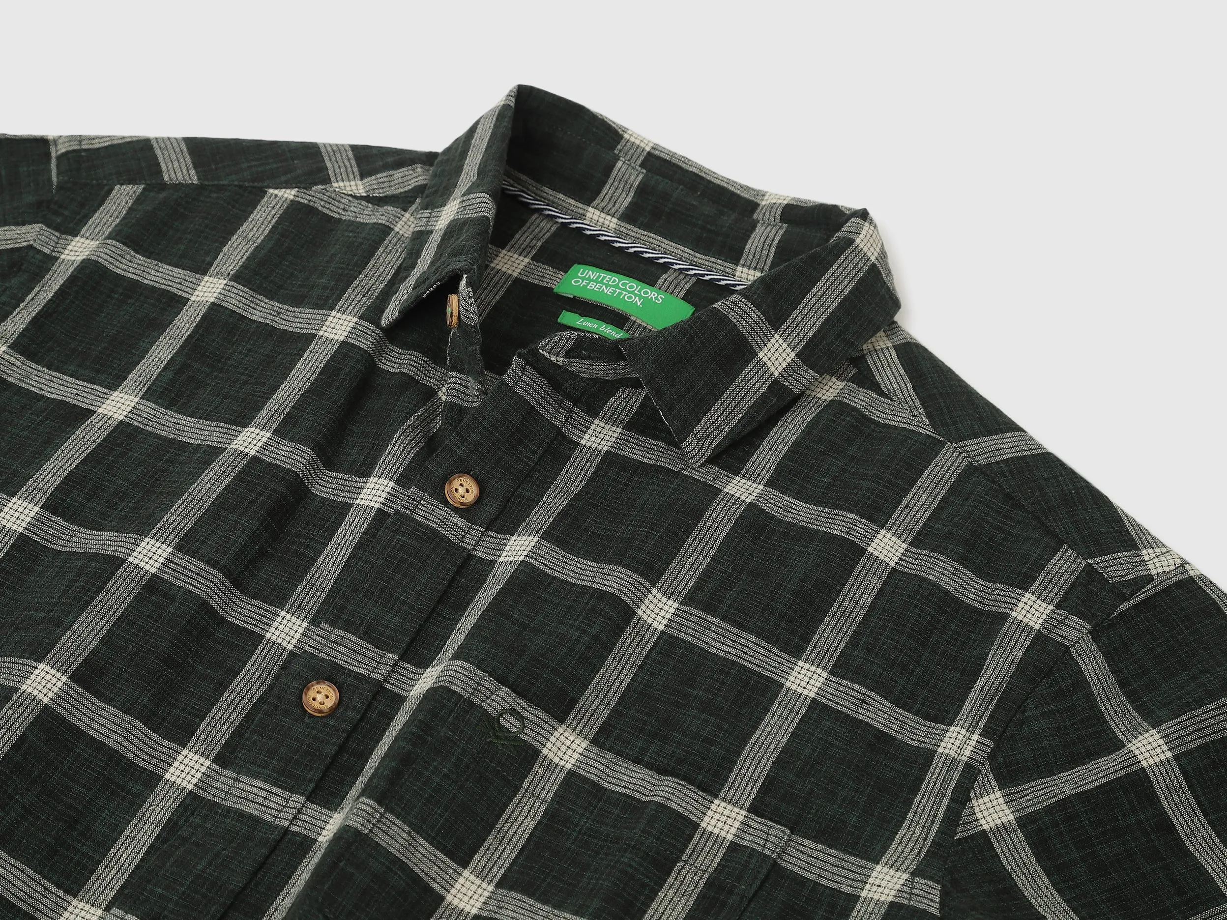 Regular Fit Spread Collar Checkered Shirts