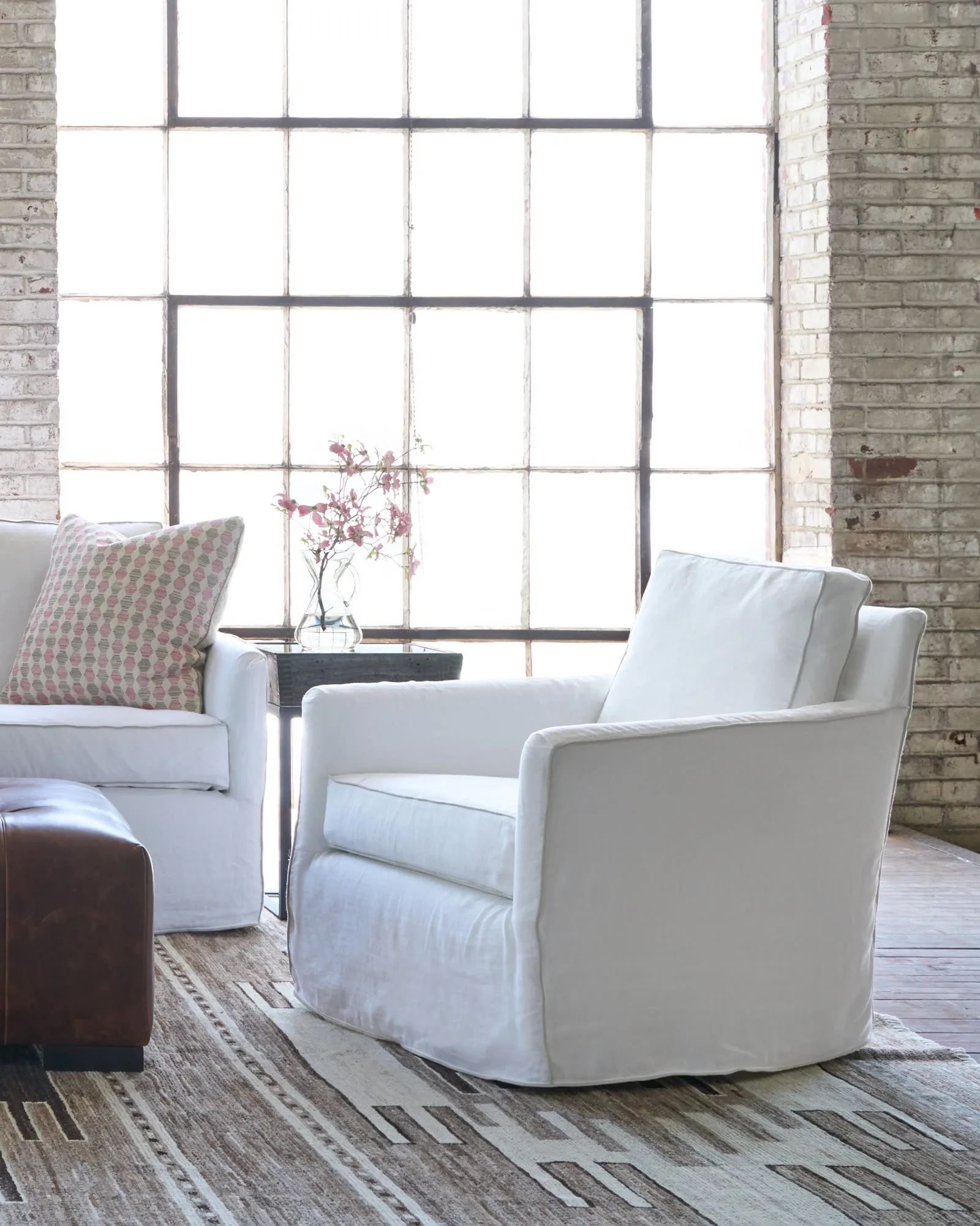 Serena Chair