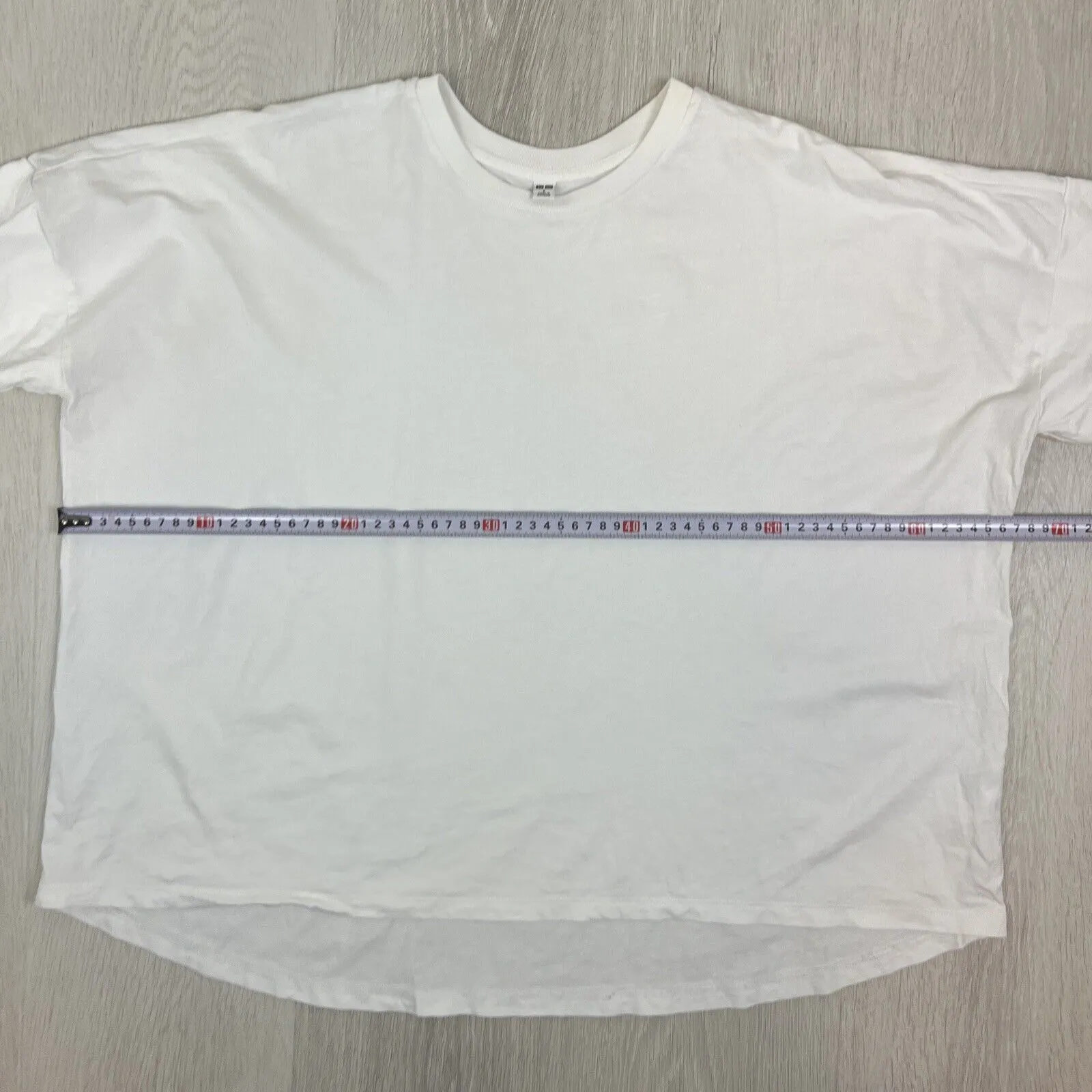 Uniqlo Womens White T-Shirt Bundle Size XS/S (2 T-Shirts)